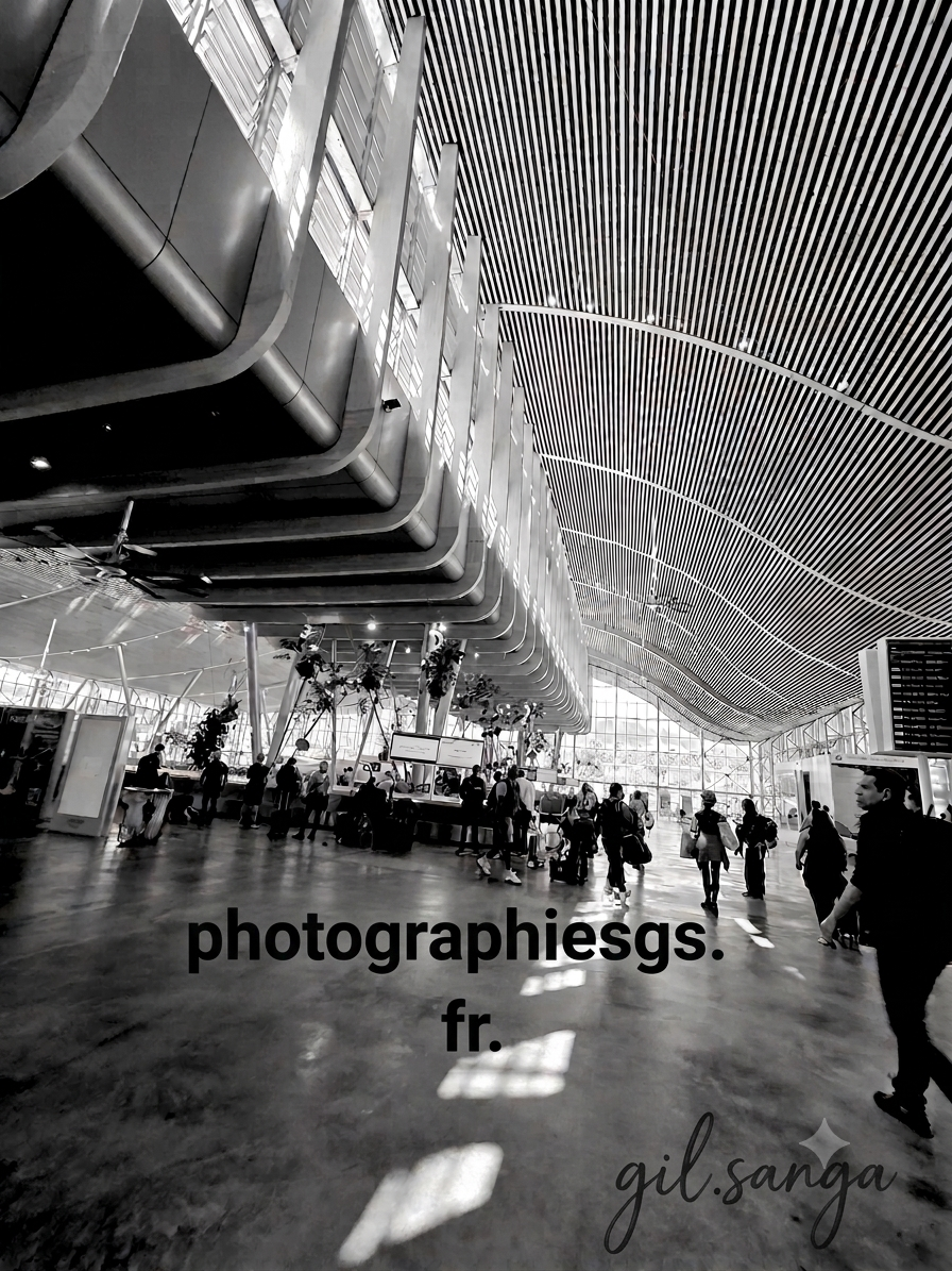 AEROPoRT ROLAND GARROS_PREMIERE MONDIALE. BIOCLIMATIQUE.